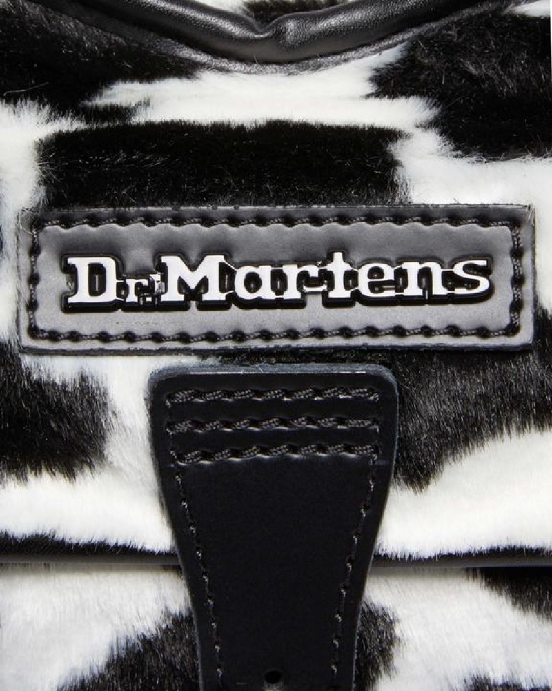 Dr Martens Heart Shaped Faux Fur Cow Print Backpack Tasker Accessories Sort Hvide | Danmark_Dr62455