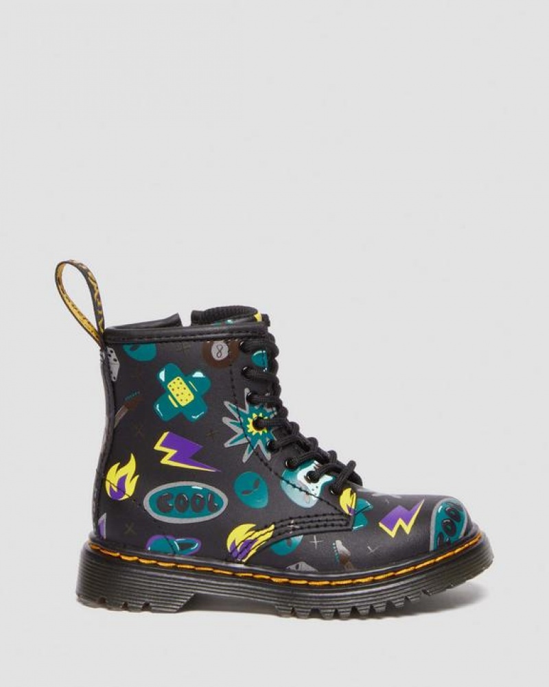 Dr Martens Toddler 1460 Sticker Print Læder Blonder Up Støvler Børn Sort | Danmark_Dr77544